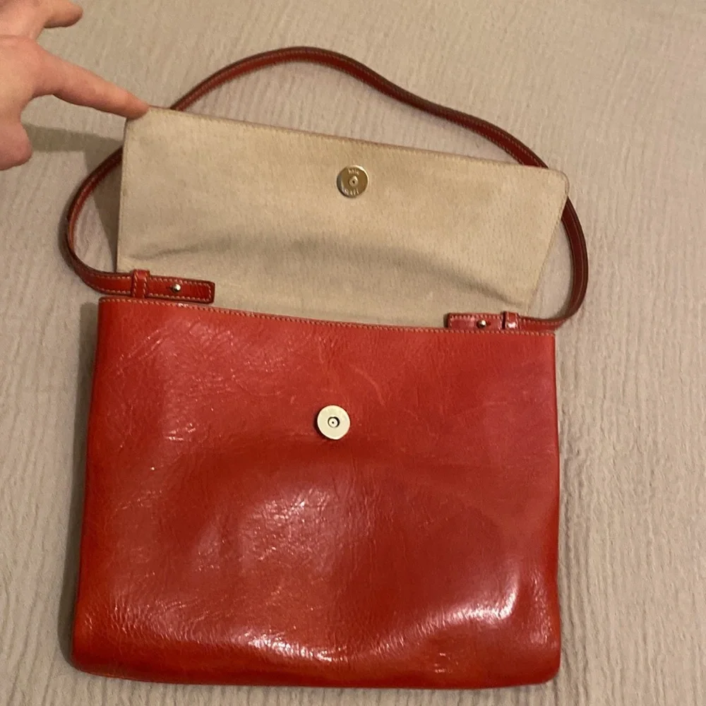 Kate Spade Elegant Red Leather Clutch / Shoulder bag . Made in Italy